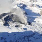 Identificando señales químicas precursoras de erupciones del volcán Peteroa: once años de observaciones
